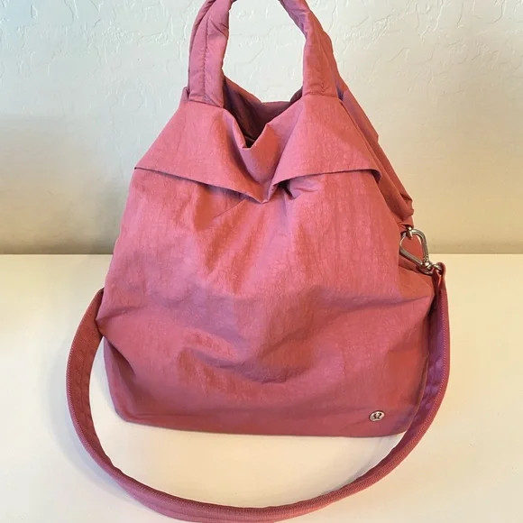 Lululemon on my level travel gym bag pink - Picture 7 of 14